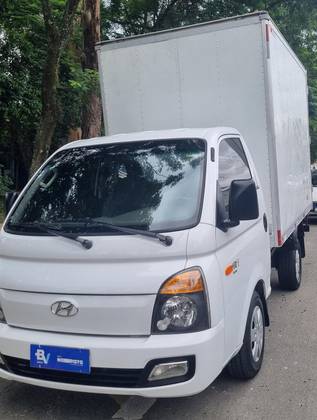 HYUNDAI HR 2.5 LONGO SEM CAÇAMBA 4X2 16V 130CV TURBO INTERCOOLER DIESEL 2P MANUAL